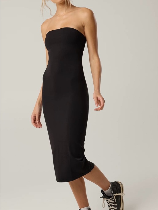 aerie Dresses & Skirts - Aerie Strapless Black Midi Dress - Sleek Tube Style